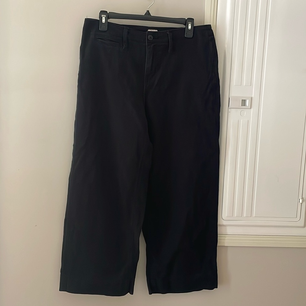 Wide leg pants